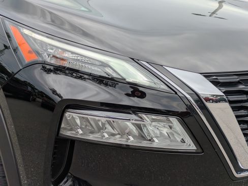 Certified 2023 Nissan Rogue SV AWD/4WD image 10