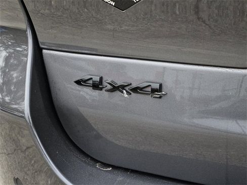 Used 2024 Jeep Grand Cherokee L Laredo image 7