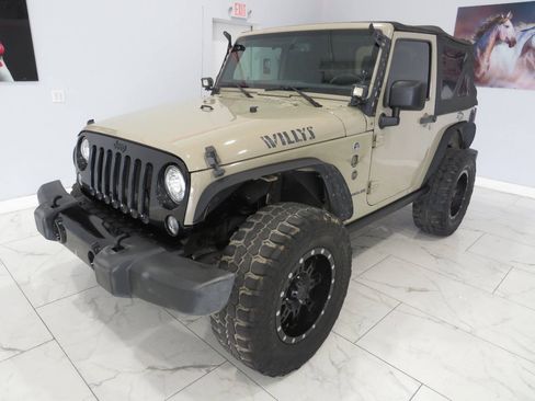 Used 2017 Jeep Wrangler Sport AWD/4WD image 4