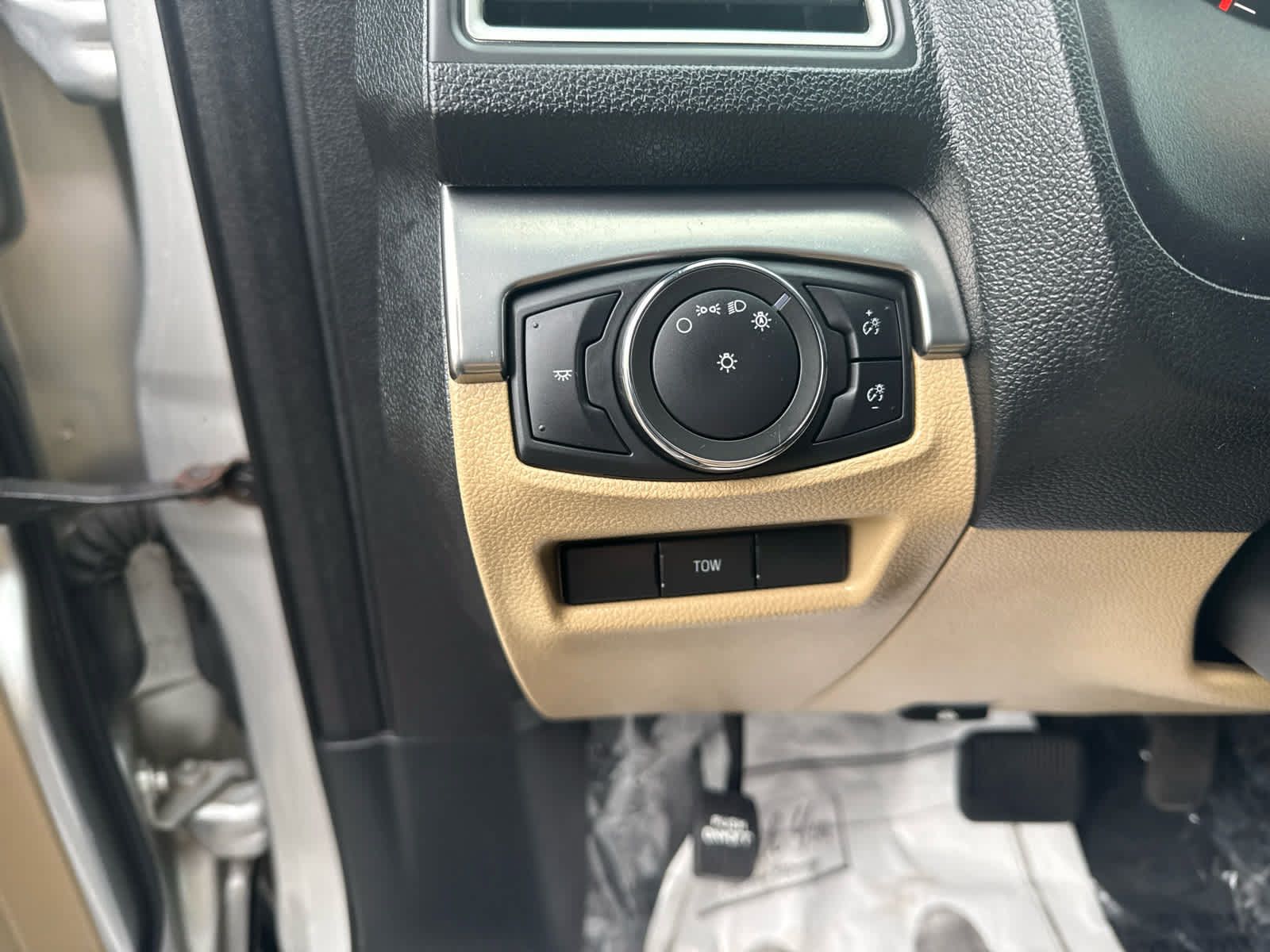 Used 2017 Ford Explorer 4WD image 19