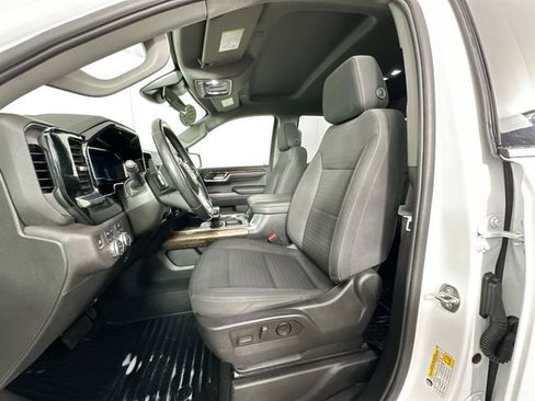 Used 2023 GMC Sierra 1500 Elevation image 18