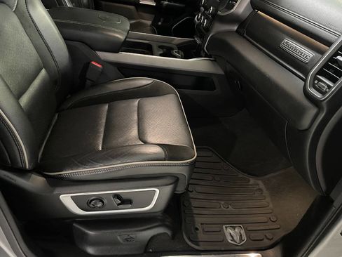 Used 2020 RAM 1500 Laramie w/ Sport Appearance Package image 31