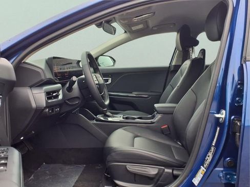 New 2026 Kia K4 EX image 17