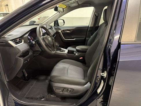 Used 2024 Toyota RAV4 XLE AWD/4WD image 15