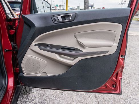 Used 2020 Ford EcoSport SE image 13