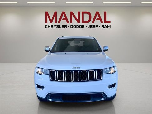 Used 2020 Jeep Grand Cherokee Limited w/ Luxury Group II image 3