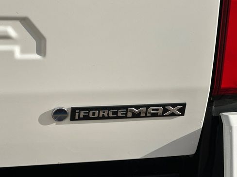 Used 2024 Toyota Tacoma TRD Off-Road image 33