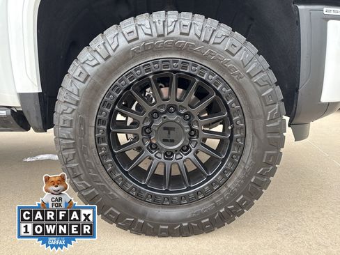 Used 2025 GMC Sierra 2500 Denali Ultimate AWD/4WD image 29