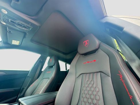 Used 2024 Lamborghini Urus Performante image 58