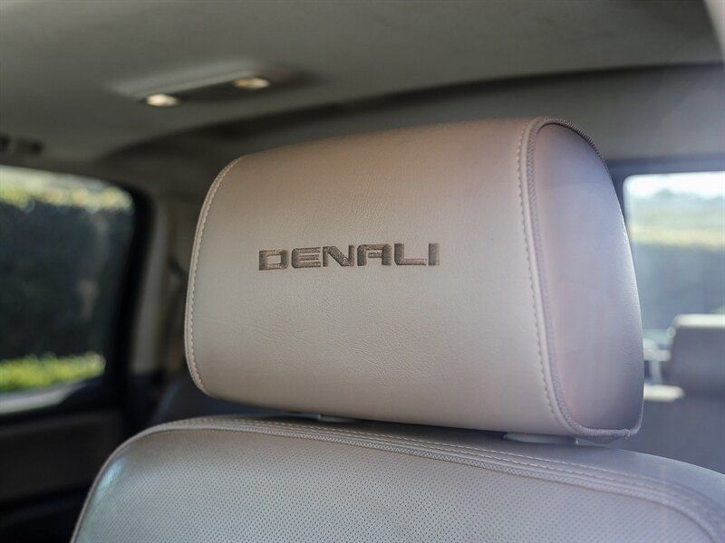 Used 2015 GMC Sierra 3500 Denali w/ Duramax Plus Package AWD/4WD image 32