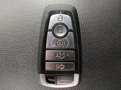 Used 2018 Ford Explorer Limited FWD image 32
