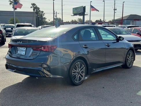 Certified 2024 Kia Forte GT-Line image 5