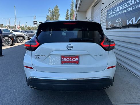 Used 2024 Nissan Murano SV AWD/4WD image 5