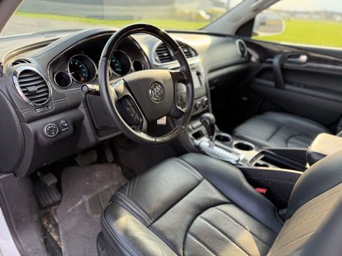 Used 2017 Buick Enclave Premium image 10