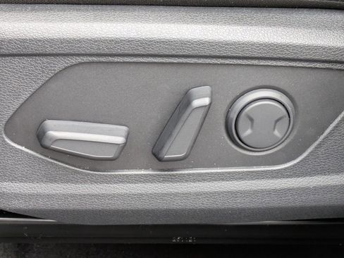 Certified 2026 Kia Sportage SX FWD image 18