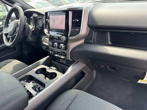 New 2026 RAM 2500 Big Horn AWD/4WD image 14