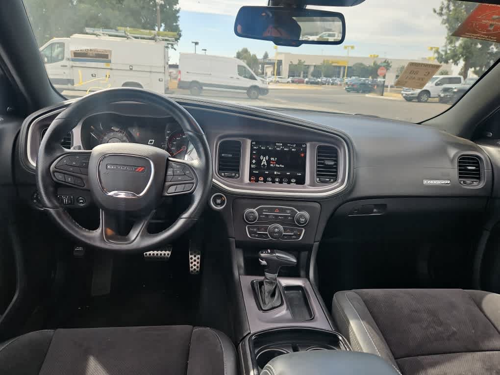 Used 2022 Dodge Charger R/T w/ Plus Group RWD image 10