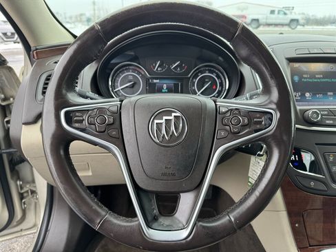 Used 2016 Buick Regal image 11