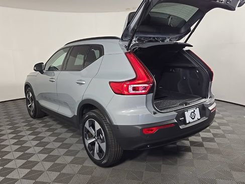 Certified 2026 Volvo XC40 B5 Plus AWD/4WD image 12