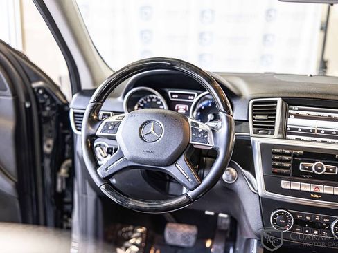 Used 2015 Mercedes-Benz ML 350 SUV image 36