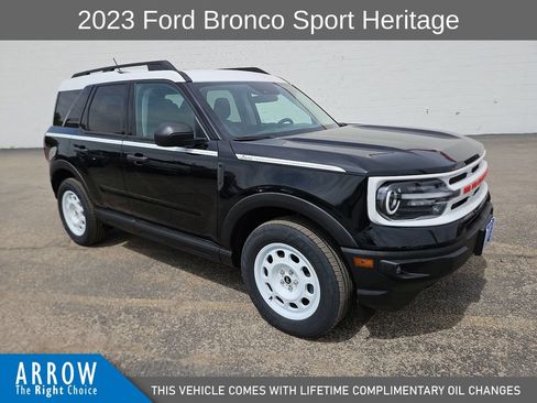 Used 2023 Ford Bronco Sport Heritage w/ Heritage Convenience Package AWD/4WD image 1