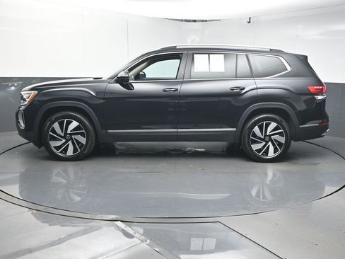 Used 2025 Volkswagen Atlas SEL image 5