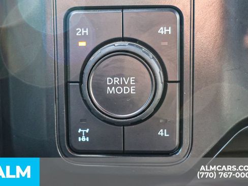 Used 2025 Ford F350 Platinum AWD/4WD image 42