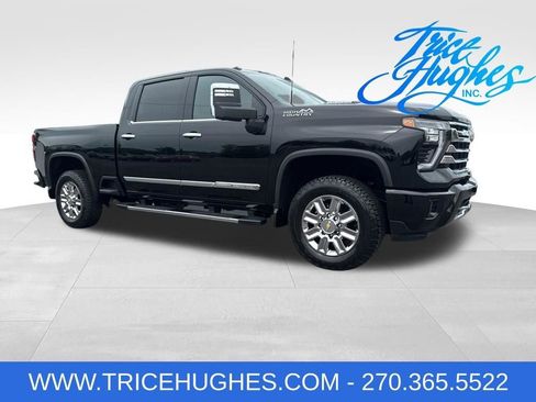 New 2026 Chevrolet Silverado 2500 High Country w/ High Country Premium Package AWD/4WD image 1