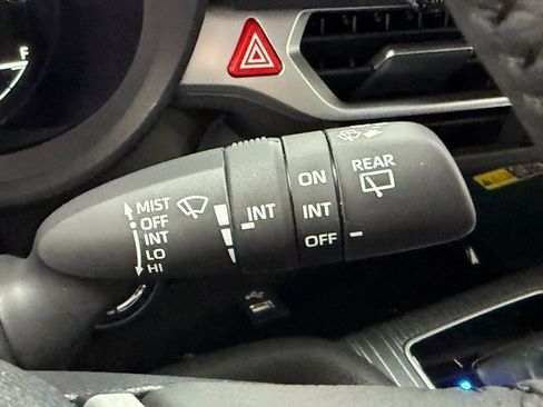 New 2026 Toyota Sienna XLE image 13