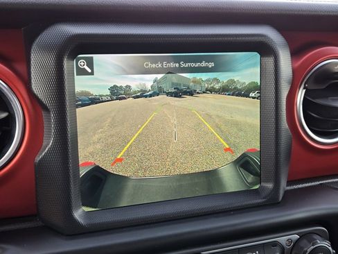 Certified 2021 Jeep Gladiator Rubicon AWD/4WD image 56
