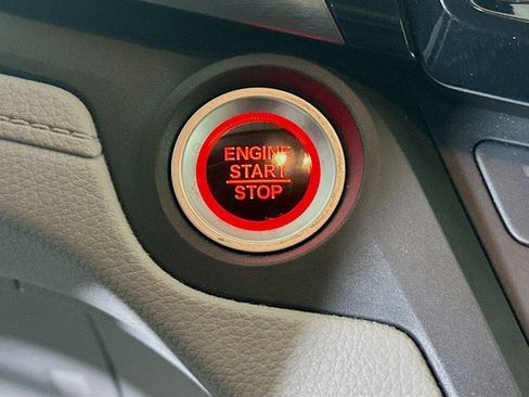 Used 2018 Honda Odyssey EX-L image 20