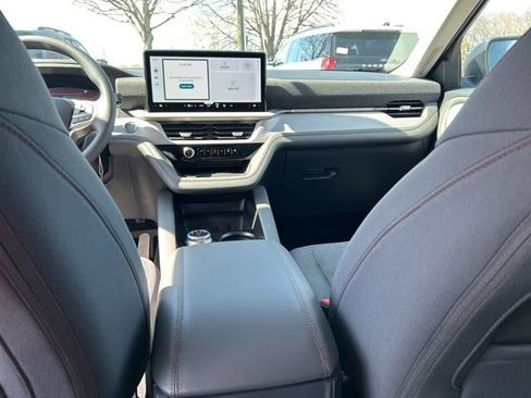 New 2026 Ford Explorer Active image 16