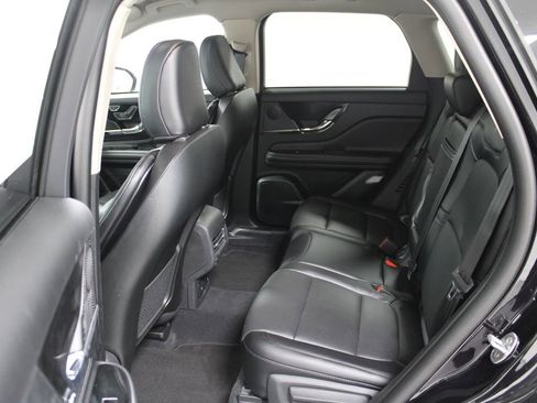 New 2026 Lincoln Corsair Premiere image 25