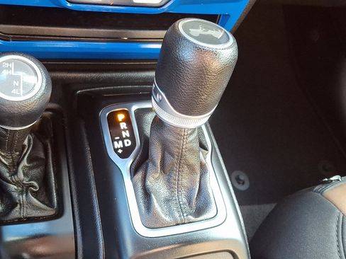 Used 2020 Jeep Wrangler Unlimited Sport image 14