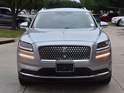 Certified 2023 Lincoln Nautilus FWD w/ Premium Package image 3