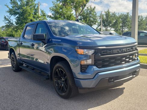 Used 2024 Chevrolet Silverado 1500 Custom RWD image 3