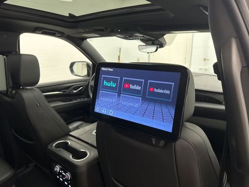 Used 2023 GMC Yukon Denali w/ Advanced Technology Package image 71