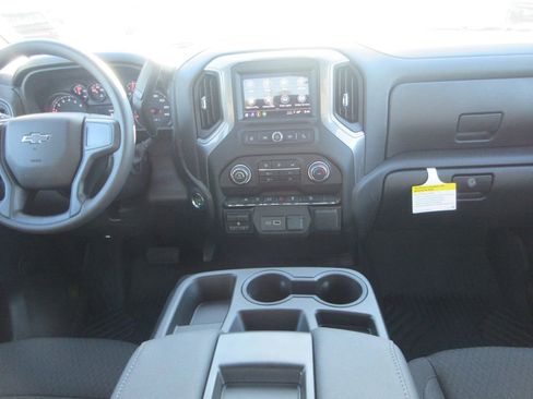 New 2026 Chevrolet Silverado 1500 Custom Trail Boss AWD/4WD image 19