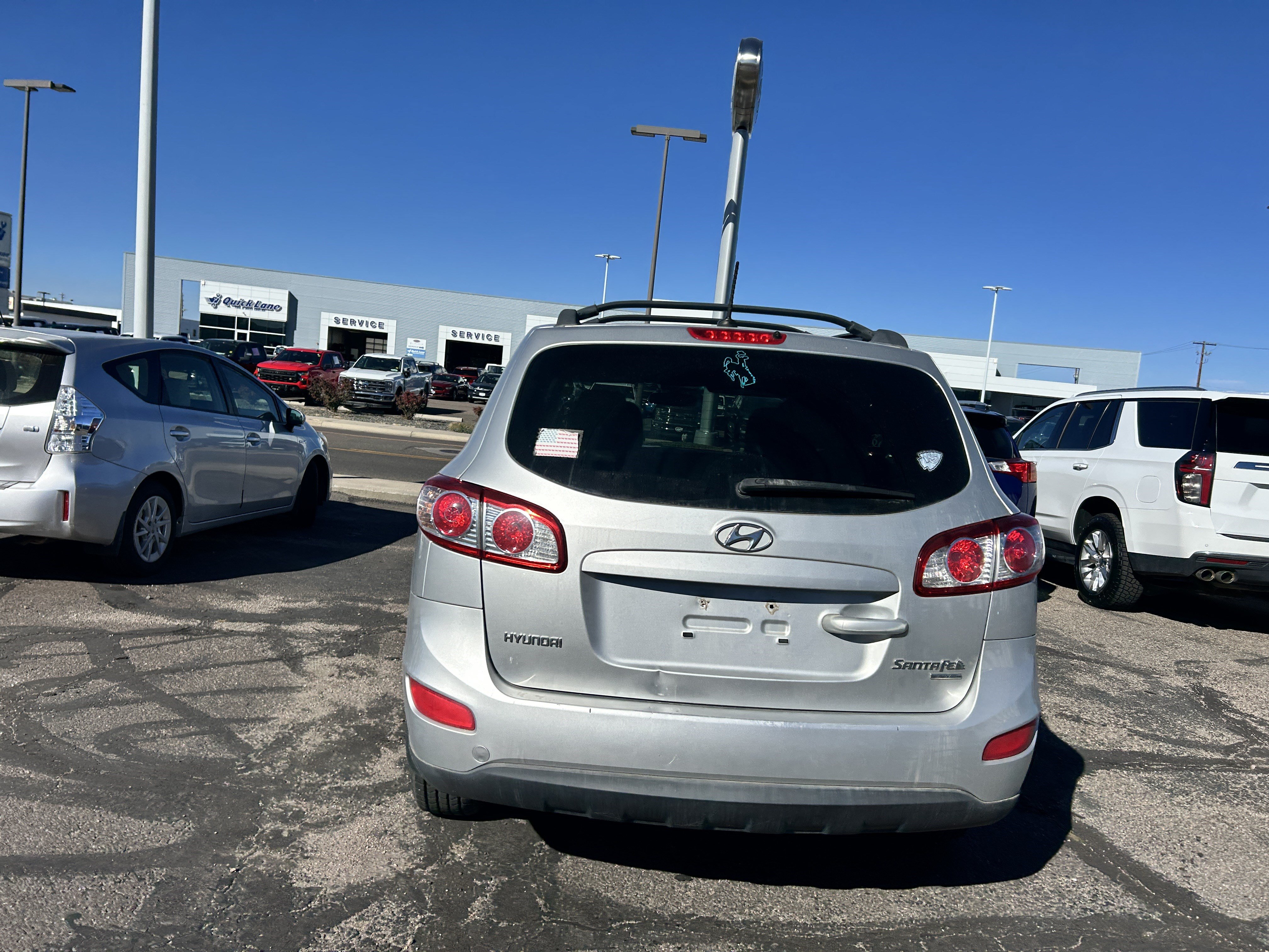 Used 2011 Hyundai Santa Fe GLS AWD/4WD image 4