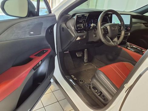 Used 2024 Lexus RX 500h F Sport w/ Convenience Package AWD/4WD image 7