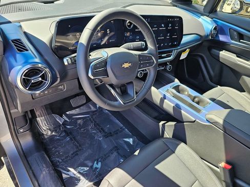 New 2026 Chevrolet Equinox EV LT AWD/4WD image 19