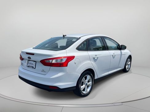 Used 2013 Ford Focus SE FWD image 3
