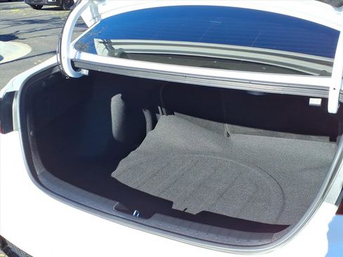 Used 2024 Kia Forte GT-Line w/ GT-Line Premium Package image 16