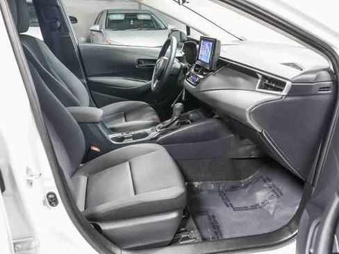 Certified 2023 Toyota Corolla LE image 17