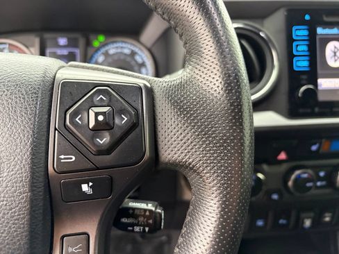 Used 2019 Toyota Tacoma TRD Sport w/ TRD Premium Sport Package AWD/4WD image 24