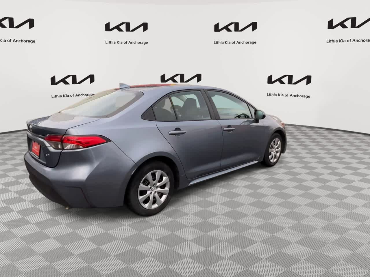 Used 2023 Toyota Corolla LE FWD image 8