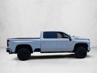 Used 2022 Chevrolet Silverado 2500 High Country w/ Z71 Off-Road Package AWD/4WD video 4