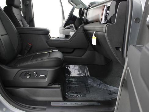 New 2026 GMC Sierra 2500 Denali w/ Denali Reserve Package AWD/4WD image 26
