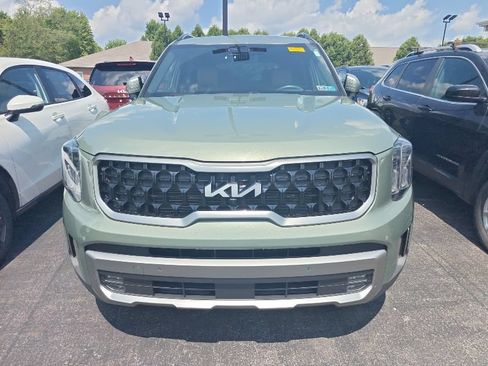 Certified 2023 Kia Telluride SX Prestige X-Line AWD/4WD image 2