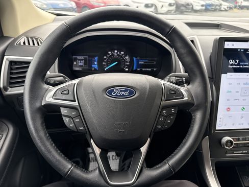 Used 2022 Ford Edge SEL image 22